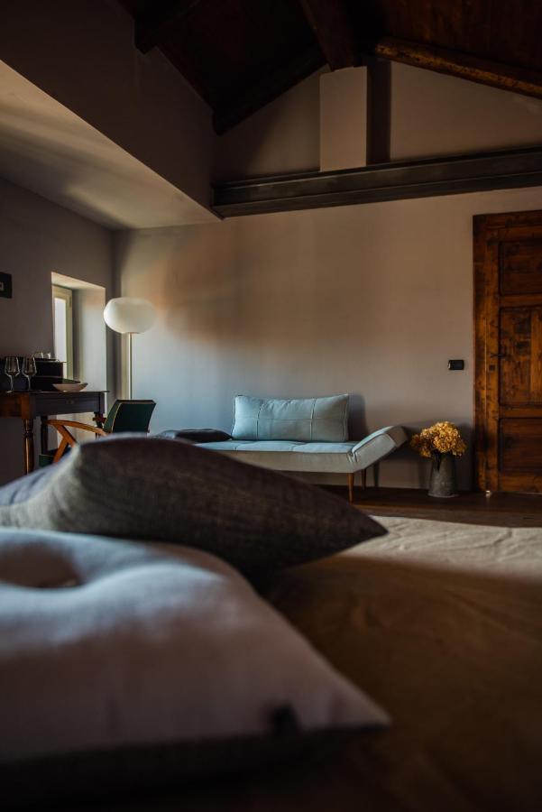 Boutique Hotel Al Palazzo Rosso Neive Exterior photo