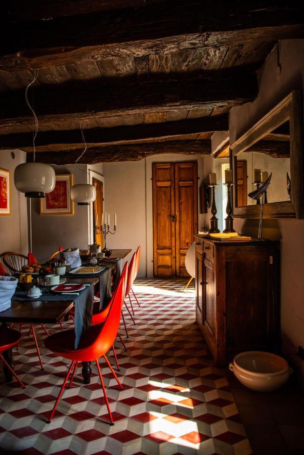 Boutique Hotel Al Palazzo Rosso Neive Exterior photo